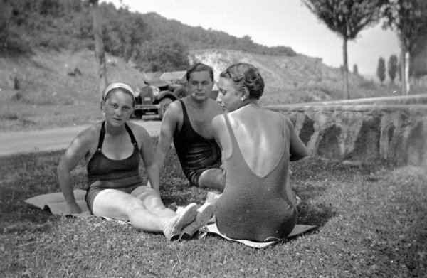 Karabélyos Péter, 1932